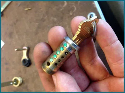 Atlantic Lock & Key Store,Co Boston, MA 617-322-5208 - 65-9